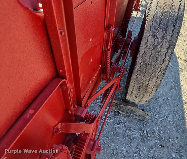 image for item EQ3913 International  manure spreader 