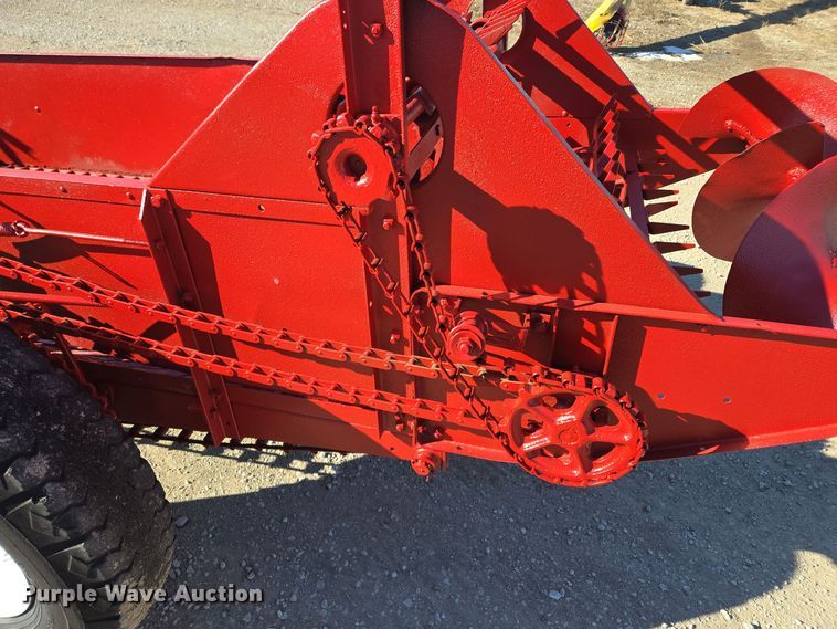 image for item EQ3913 International  manure spreader 