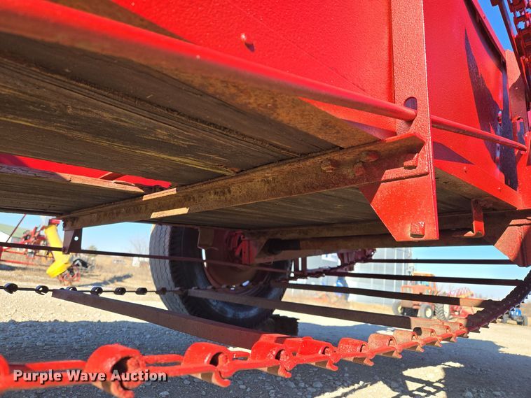 image for item EQ3913 International  manure spreader 