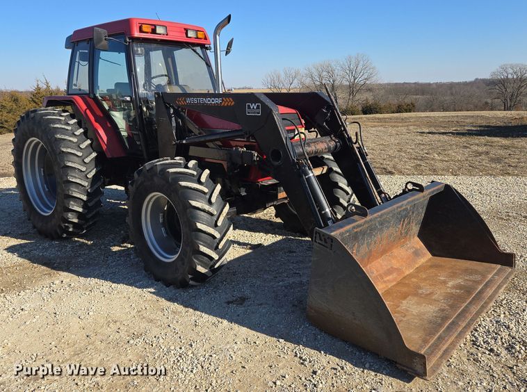 image for item EQ3921 1995 Case International  5240 MFWD tractor