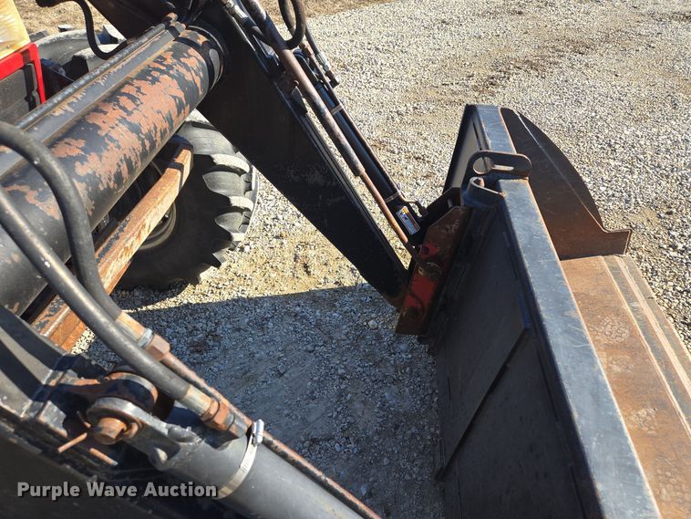 image for item EQ3921 1995 Case International  5240 MFWD tractor