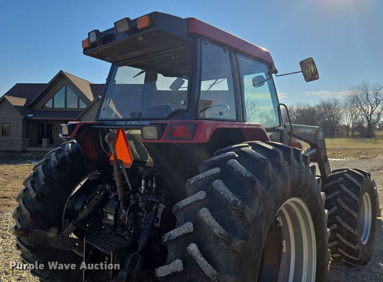 image for item EQ3921 1995 Case International  5240 MFWD tractor