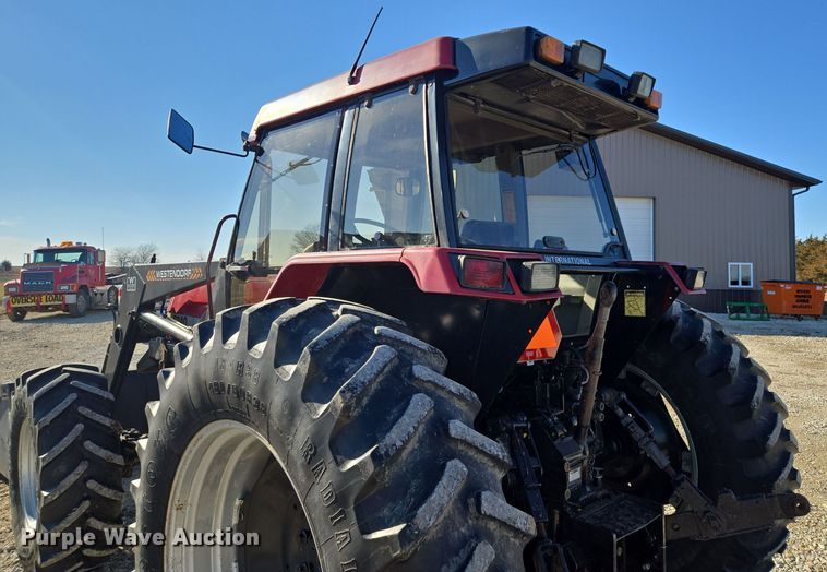 image for item EQ3921 1995 Case International  5240 MFWD tractor