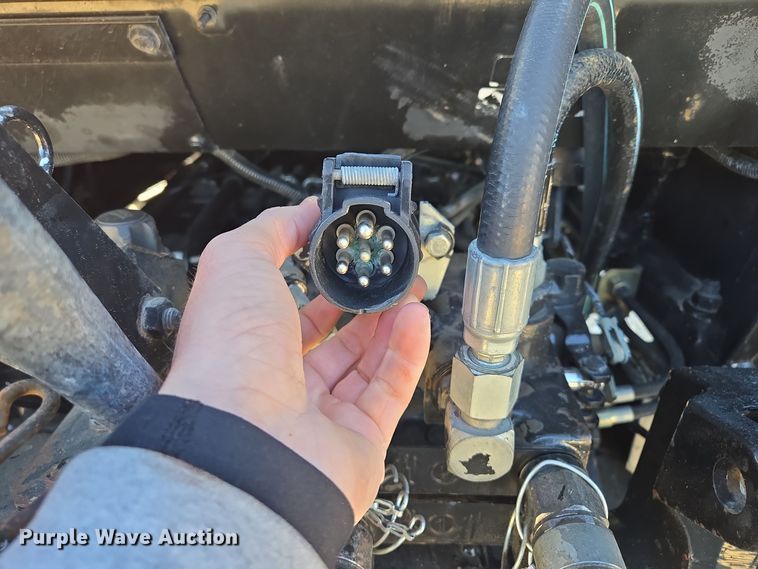 image for item EQ3921 1995 Case International  5240 MFWD tractor