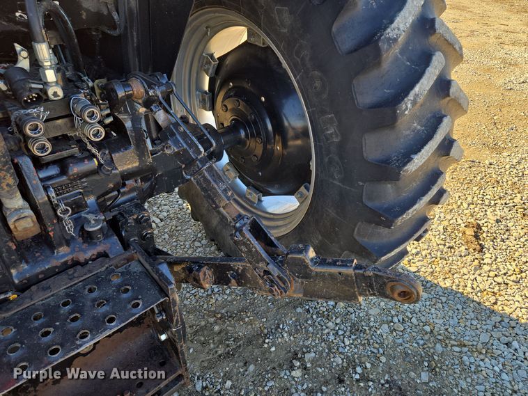 image for item EQ3921 1995 Case International  5240 MFWD tractor