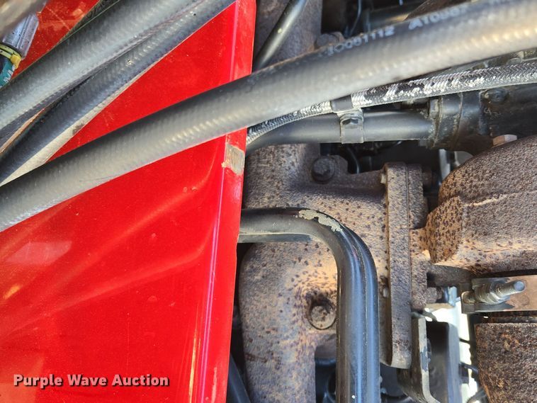 image for item EQ3921 1995 Case International  5240 MFWD tractor