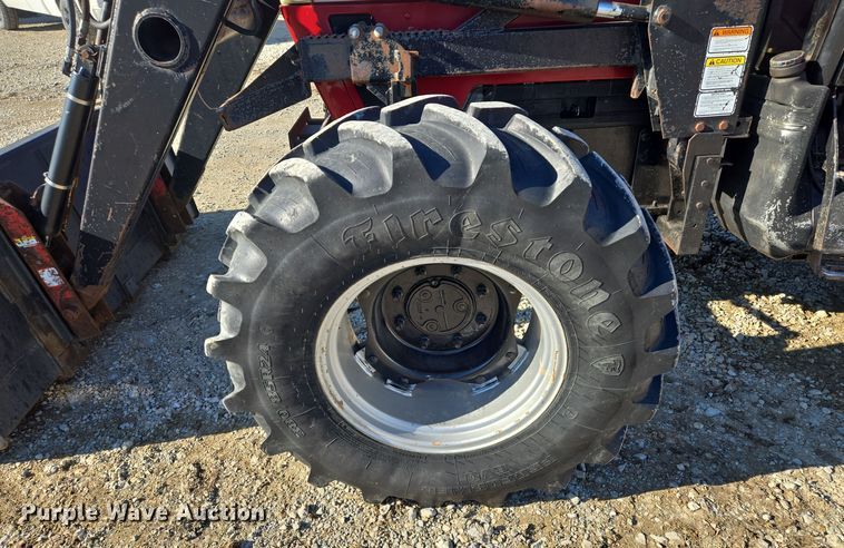 image for item EQ3921 1995 Case International  5240 MFWD tractor