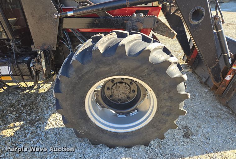 image for item EQ3921 1995 Case International  5240 MFWD tractor