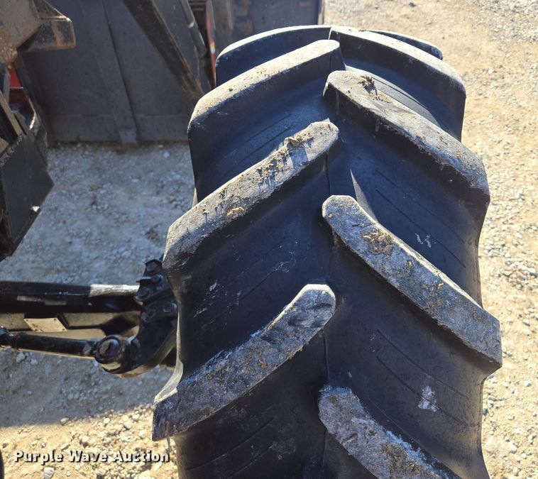 image for item EQ3921 1995 Case International  5240 MFWD tractor