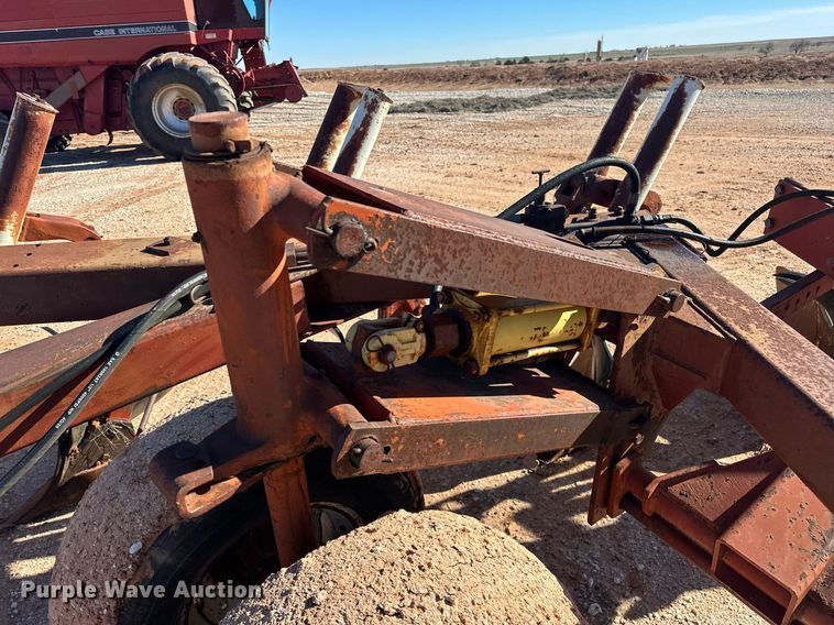 image for item ER4823 International ten bottom plow