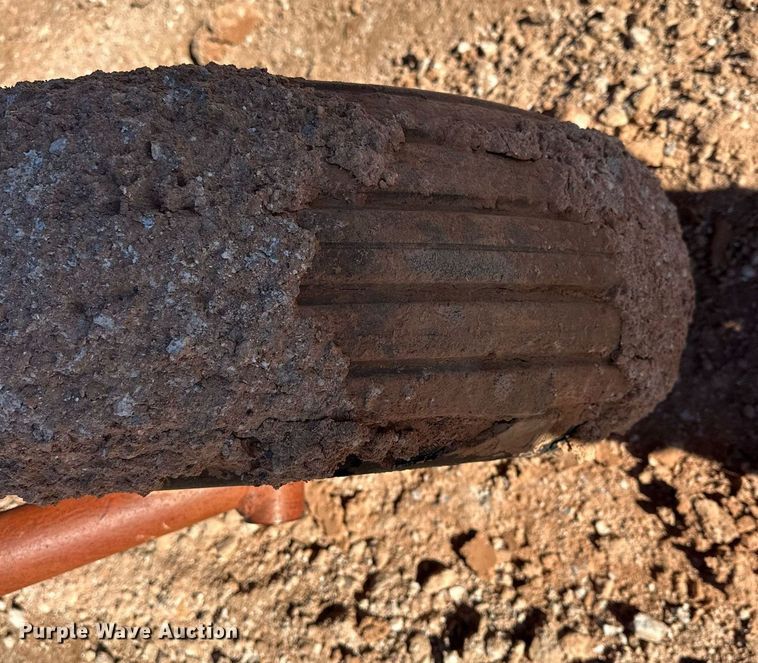 image for item ER4823 International ten bottom plow