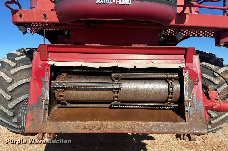 image for item ER4825 2002 Case IH Axial-Flow 2388 RWA combine