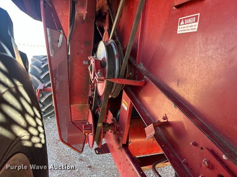image for item ER4825 2002 Case IH Axial-Flow 2388 RWA combine