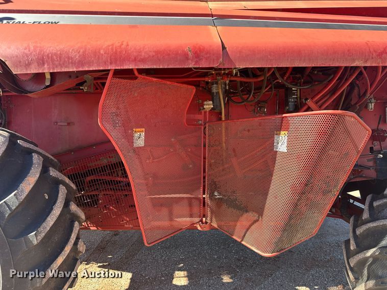 image for item ER4825 2002 Case IH Axial-Flow 2388 RWA combine