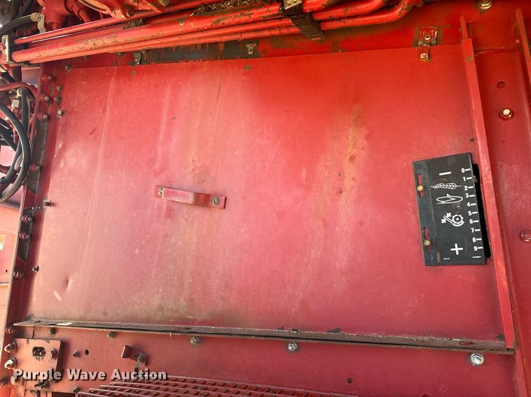 image for item ER4825 2002 Case IH Axial-Flow 2388 RWA combine
