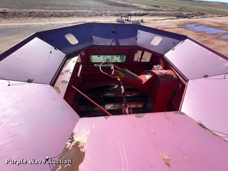 image for item ER4825 2002 Case IH Axial-Flow 2388 RWA combine