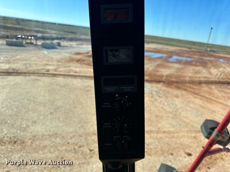 image for item ER4825 2002 Case IH Axial-Flow 2388 RWA combine