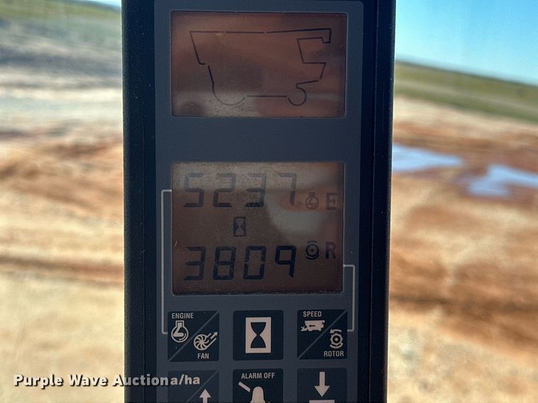 image for item ER4825 2002 Case IH Axial-Flow 2388 RWA combine