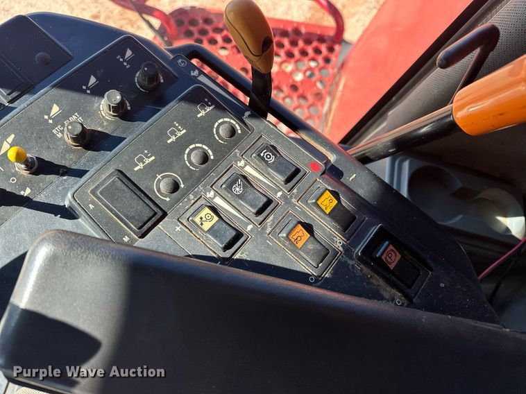 image for item ER4825 2002 Case IH Axial-Flow 2388 RWA combine