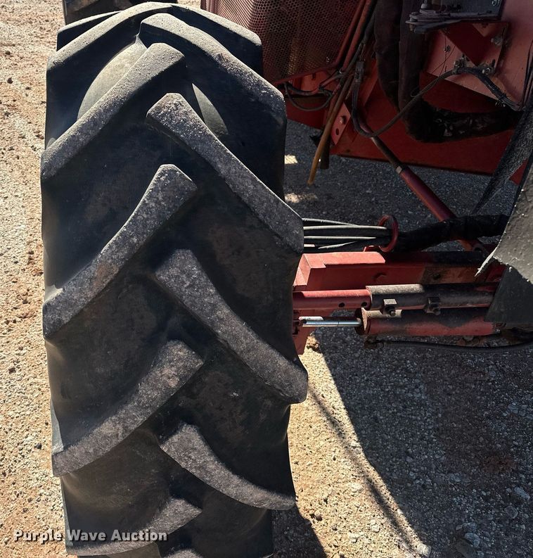 image for item ER4825 2002 Case IH Axial-Flow 2388 RWA combine