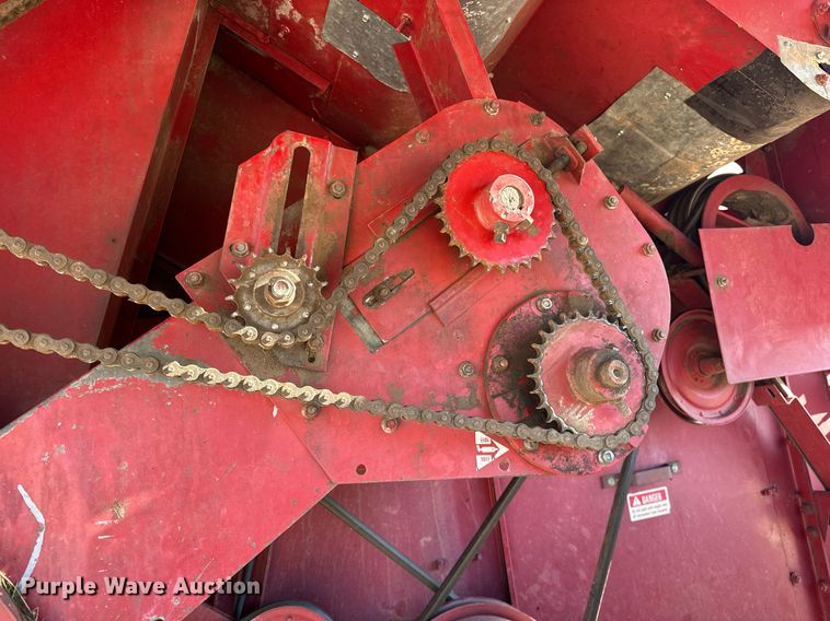 image for item ER4826 1992 Case IH Axial-Flow 1680 combine