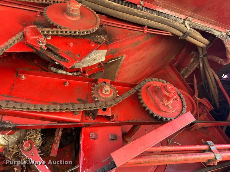 image for item ER4826 1992 Case IH Axial-Flow 1680 combine