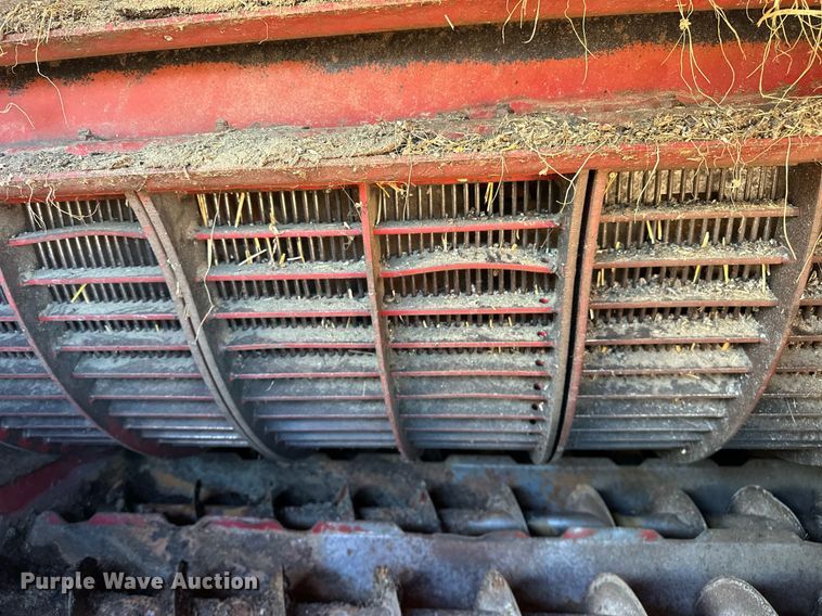 image for item ER4826 1992 Case IH Axial-Flow 1680 combine