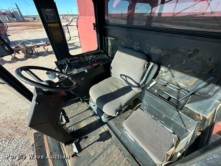 image for item ER4826 1992 Case IH Axial-Flow 1680 combine