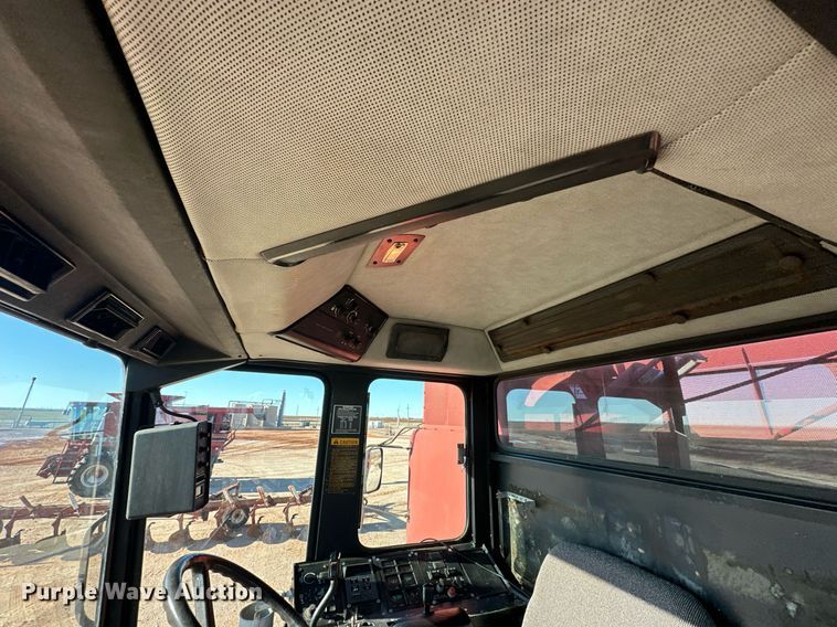 image for item ER4826 1992 Case IH Axial-Flow 1680 combine