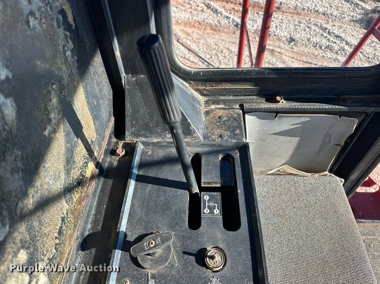 image for item ER4826 1992 Case IH Axial-Flow 1680 combine