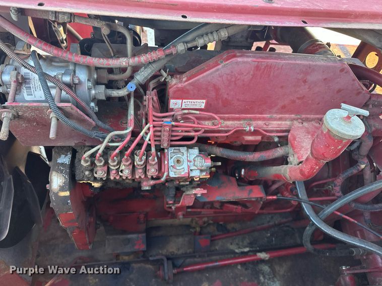 image for item ER4826 1992 Case IH Axial-Flow 1680 combine