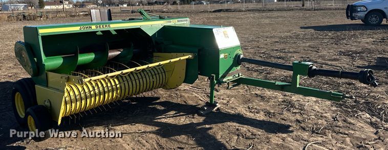 image for item ER8692 1991 John Deere 348 small square baler