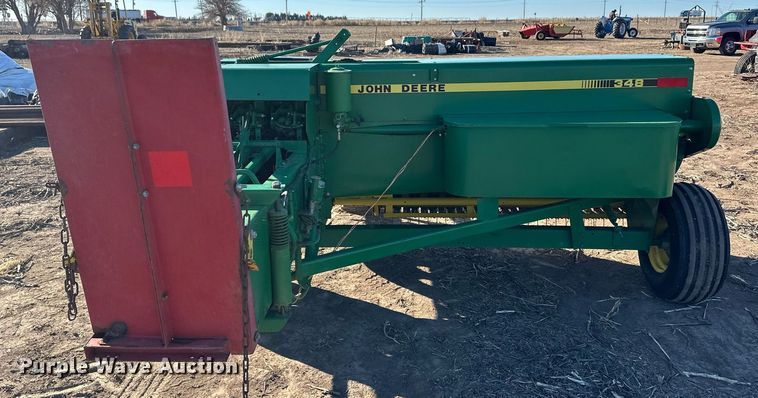 image for item ER8692 1991 John Deere 348 small square baler