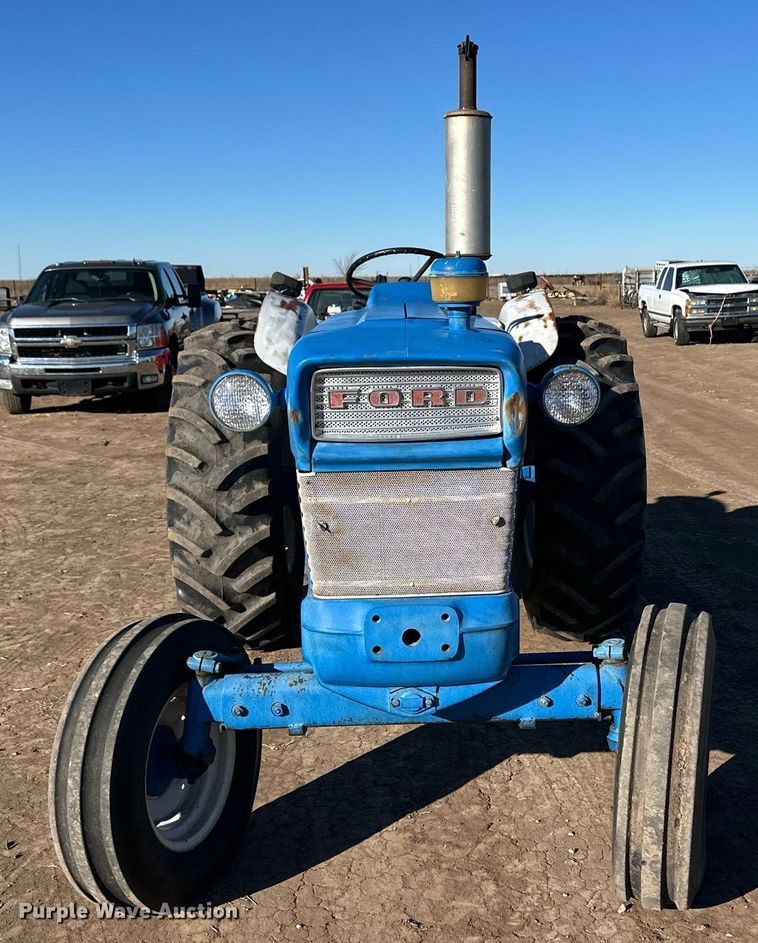 image for item ER8693 1966 Ford 5000 tractor