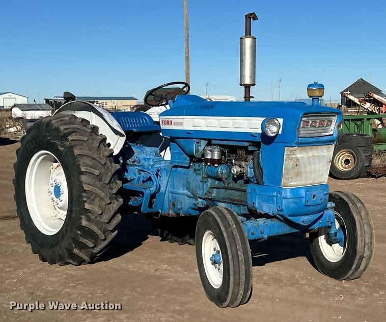 image for item ER8693 1966 Ford 5000 tractor