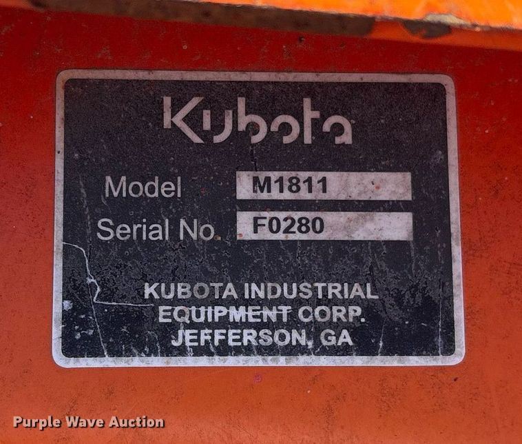 image for item EY9863 Kubota M7060D MFWD tractor