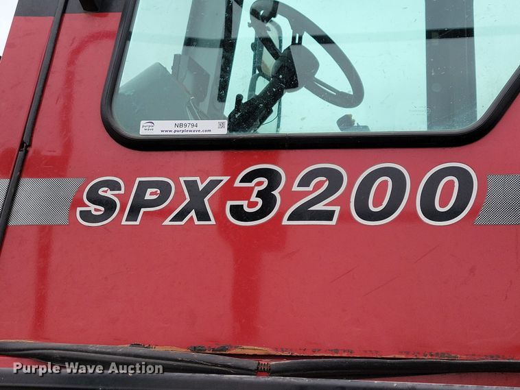 image for item NB9794 2004 Case Patriot SPX3200 spreader