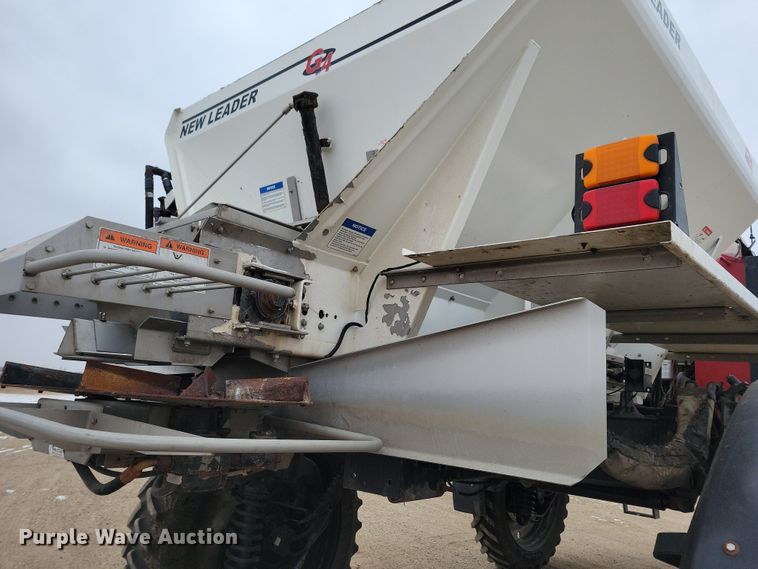 image for item NB9794 2004 Case Patriot SPX3200 spreader