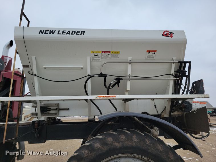 image for item NB9794 2004 Case Patriot SPX3200 spreader