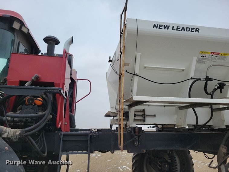 image for item NB9794 2004 Case Patriot SPX3200 spreader