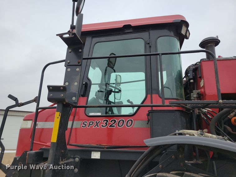 image for item NB9794 2004 Case Patriot SPX3200 spreader