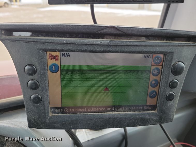 image for item NB9794 2004 Case Patriot SPX3200 spreader