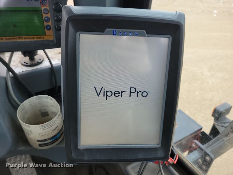 image for item NB9794 2004 Case Patriot SPX3200 spreader