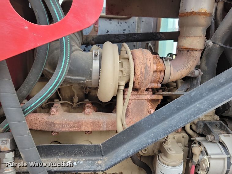 image for item NB9794 2004 Case Patriot SPX3200 spreader