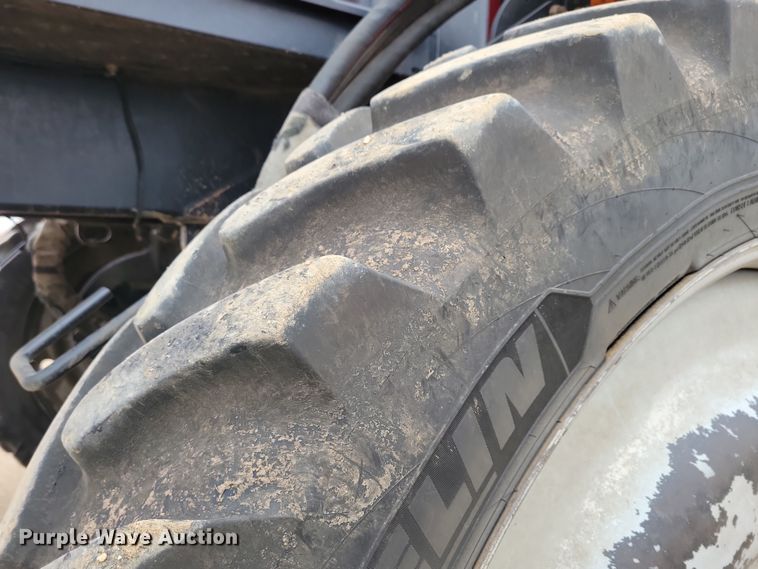 image for item NB9794 2004 Case Patriot SPX3200 spreader