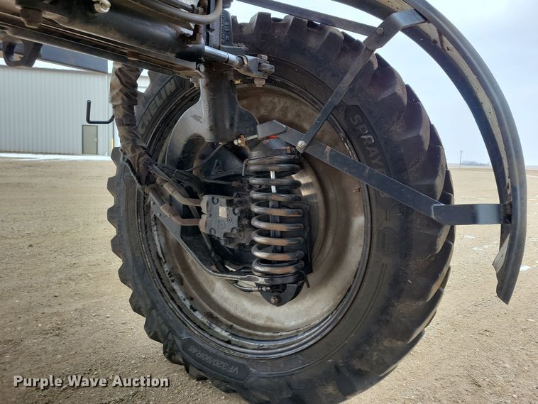 image for item NB9794 2004 Case Patriot SPX3200 spreader