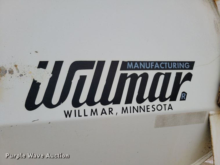 image for item NB9795 Willmar spreader