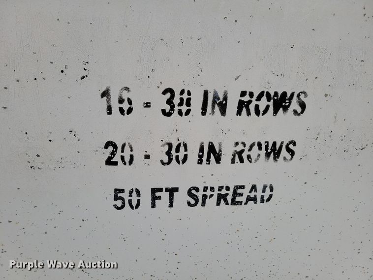 image for item NB9795 Willmar spreader