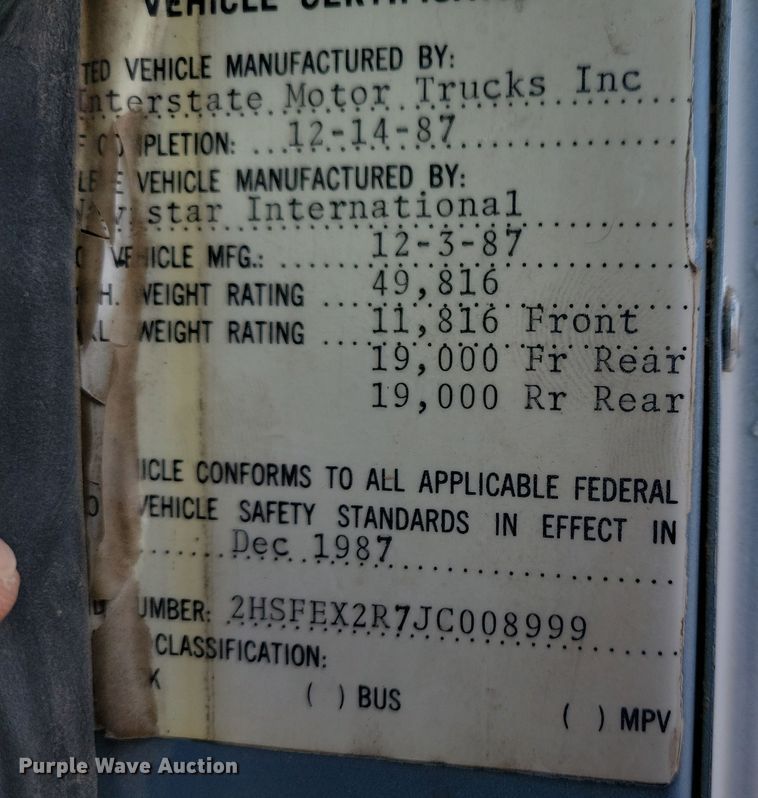 image for item NB9796 1988 International 9370 truck cab and chassis