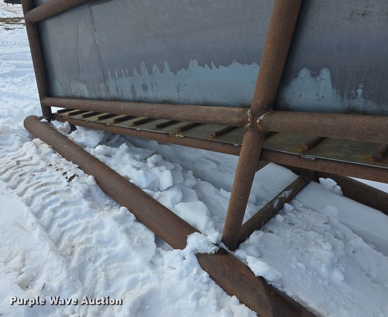 image for item NI9423 Shop built livestock loading chute